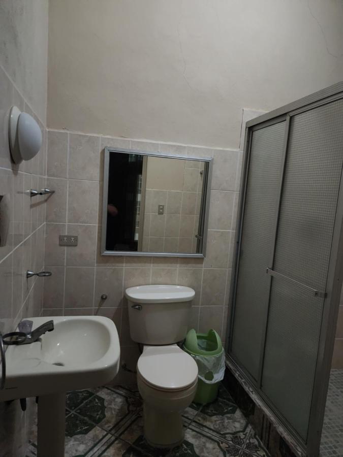 Hotel Casa De Don Francisco ฟลอเรส ภายนอก รูปภาพ
