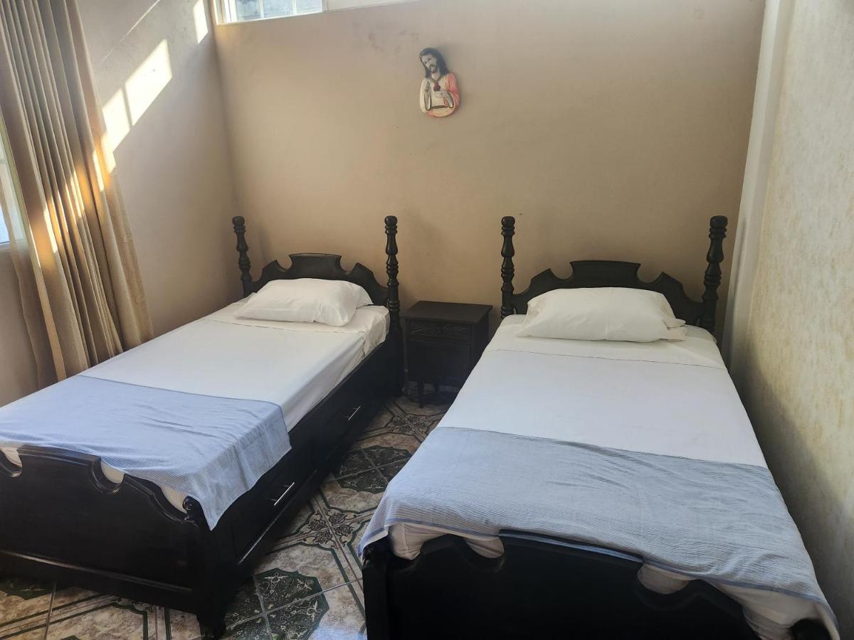 Hotel Casa De Don Francisco ฟลอเรส ภายนอก รูปภาพ